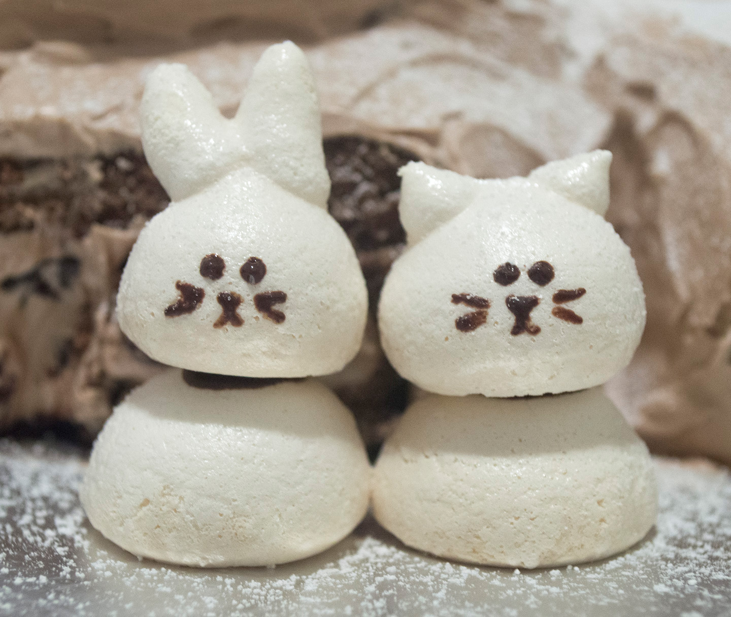 Kitty and Bunny Buche 2015 - Meringue Bunny and Kitty