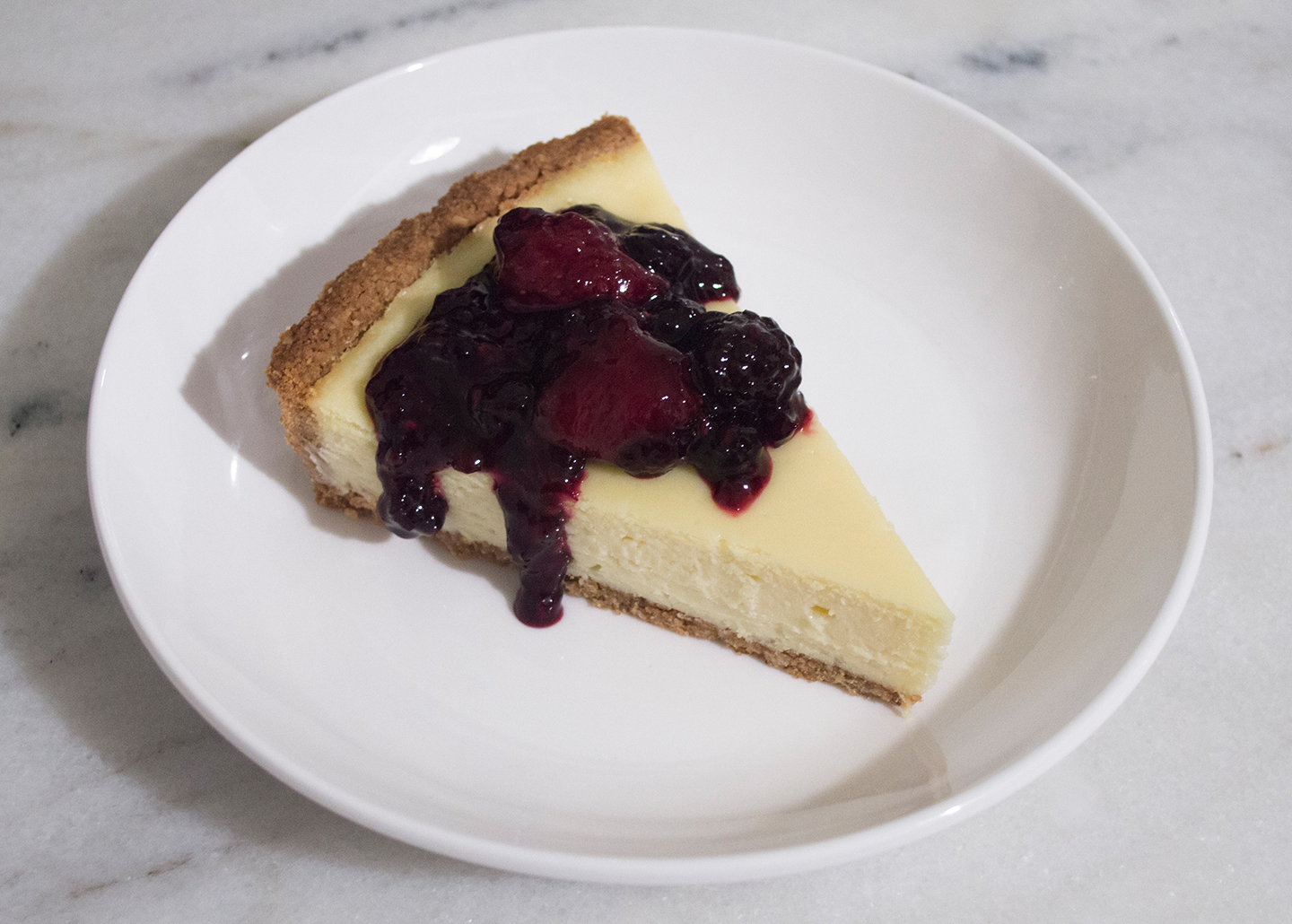 Sliced Cheesecake Tart with Berries