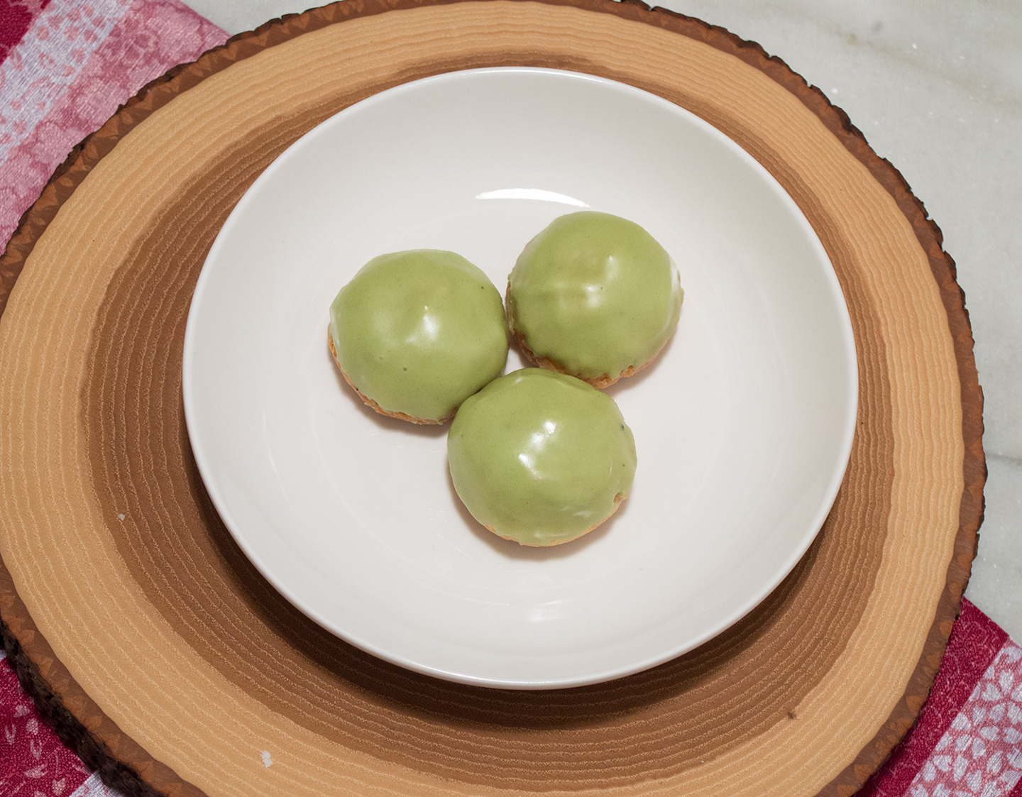 Choux à la Crème - Choux Pastries with Green Tea Pastry Cream