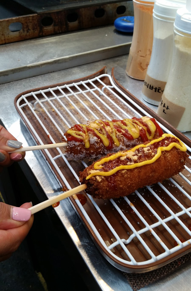 Tongin Shijang - Hotdogs with Sauce