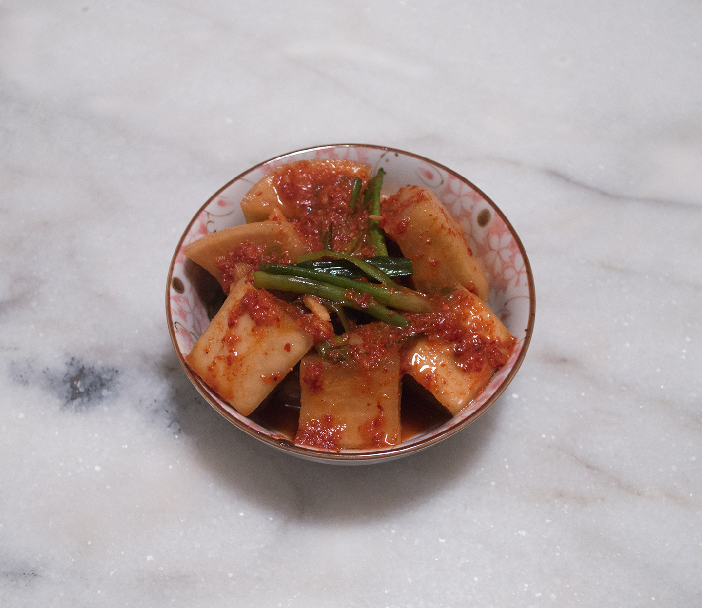 Kkakdugi (깍두기) - Cubed Radish Kimchi