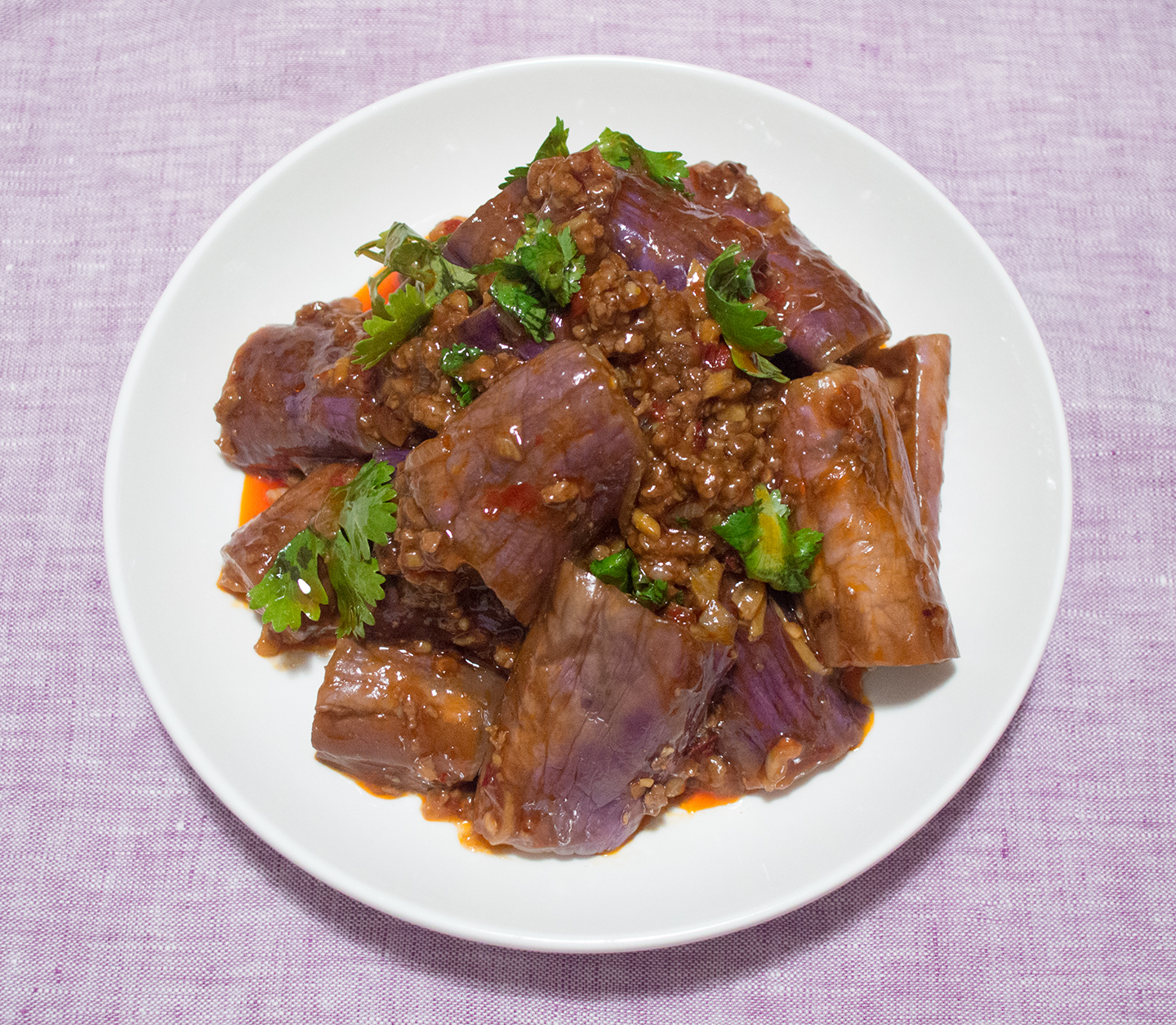 Hóngshāo Qiézi (紅燒茄子) – Red-Cooked Eggplant