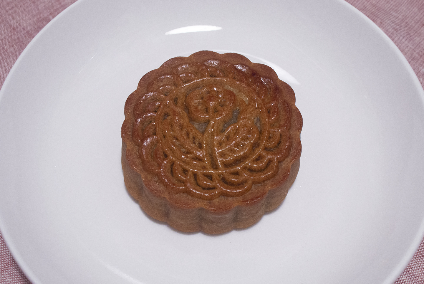 Hóng Dòu Shā Yuèbǐng (紅豆沙月餅) - Red Bean Paste Mooncakes