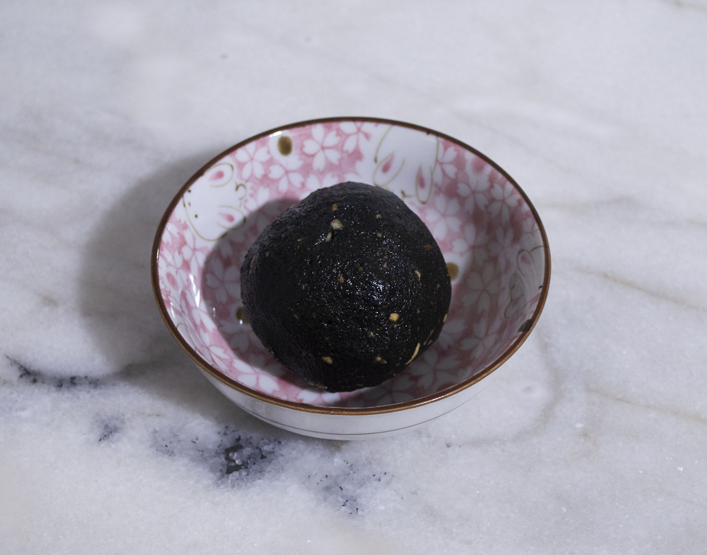 Hēi Zhīma Huāshēng Xiàn (黑芝麻花生馅) – Black Sesame Peanut Filling for Confections